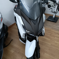 Yamaha x - max 250