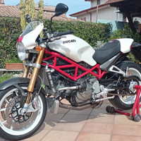 Ducati Monster S4rs
