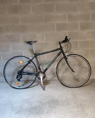 Bicicletta Bianchi telaio in alluminio