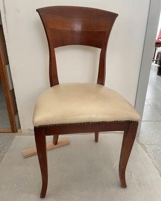 Sedie in ciliegio con seduta in pelle imbottita