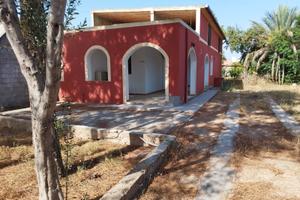 Indipendente su unico livello con giardino