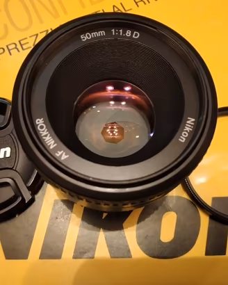 NIKKOR AF 50 mm f 1.8 D Autofocus Manuale