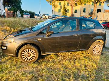 Fiat Punto EVO 1.4  3 P Metano in buone condizioni