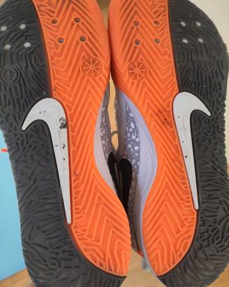 scarpa nike sportiva pallavolo