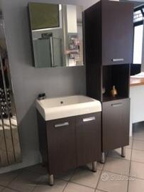 Composizione mobili lavanderia