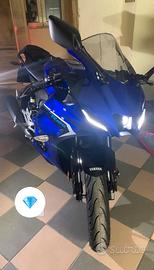 Yamaha r125 anno 2025