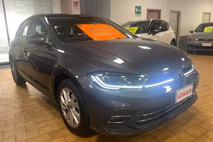 VOLKSWAGEN Polo 1.0 TSI Style MATRIX 16" C/GRIMA