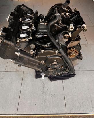 Motore R1 07 08 16 valvole Rn19 4c8