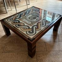 Tavolino artigianale con mosaico