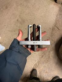 estrattore a 2 griffe in acciaio