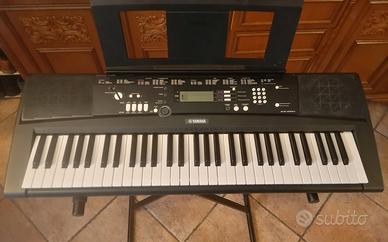 Pianola Yamaha EZ-220