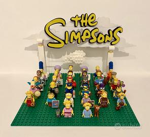 Lego Minifigures Simpsons Serie 1 & 2 con Stand