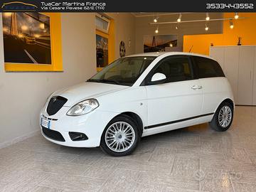 Lancia Ypsilon 1.3 Multijet MOMO DESIGN #6542