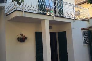 Villetta con giardino Diano Marina