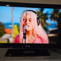 tv samsung 37 pollici HD completa di tutto