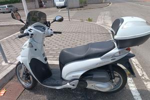 scooter honda sh 300