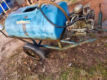 Botte da 800 litri per trasporto acqua trattamenti