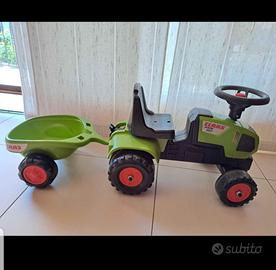 trattore claas