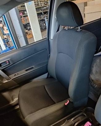 Sedile anteriore dx DAIHATSU TERIOS del 2007