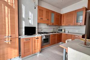 Camere in appartamento per studentesse