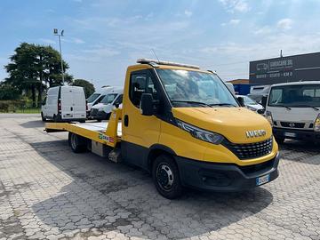Iveco Daily 35c18 trasporto veicoli / carroattrezz
