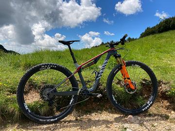 Canyon Lux Canyon Bdc CANYON LUX CF SLX Team WORLD CUP Biciclette