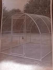 voliera in inox  con rete a maglie strette zincata