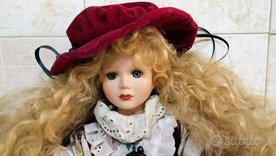 BAMBOLE PORCELLANA O MASCHERA VENEZIANA