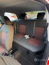 Ford Fiesta 1.6 TDCi 90 CV (3p) – Diesel