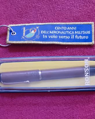 Penna e portachiavi Aeronautica Militare 