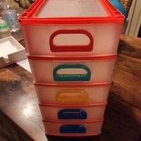Cassettiera colorata plastica a 5 cassette €5