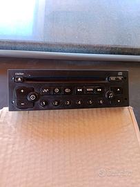 Autoradio marca "Clarion" per Citroen C3