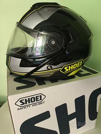 Casco shoei
