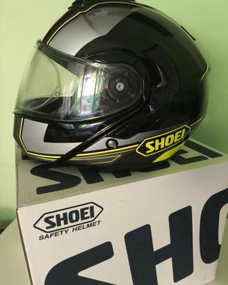 Casco shoei