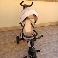 Triciclo passeggino