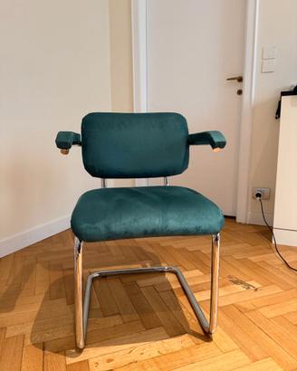 Eleganti sedie da ufficio in alcantara verde