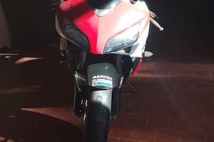 Honda cbrrr1000