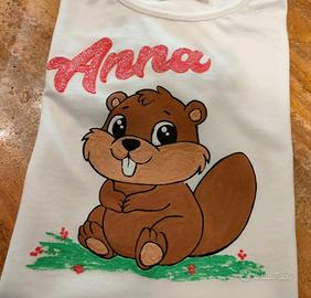 Maglietta dipinta a mano