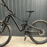 Devinci Troy