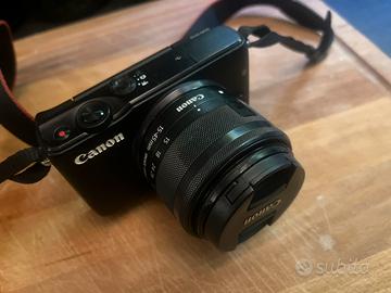 Canon EOS M10 + obiettivo 28-55mm + custodia