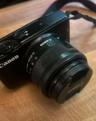 Canon EOS M10 + obiettivo 28-55mm + custodia