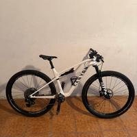 MTB Canyon Lux Sram Gx eagle AXS