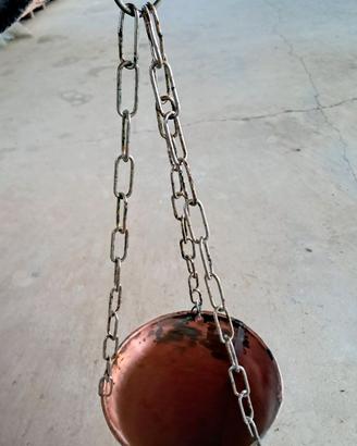 Imbuto in rame con catena