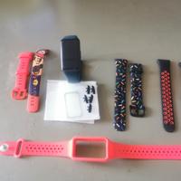 Huawei Band 6 Pro con accessori