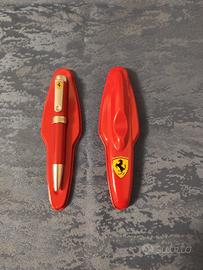 Penna a sfera della Ferrari