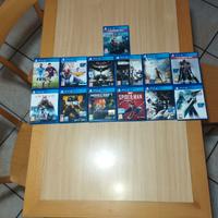 PlayStation 4 slim con 2 joystick + 13 giochi 