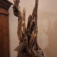 lume artigianale in legno di mare