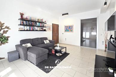 Via plino ampio rifinito appartamento