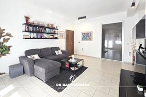 Via plino ampio rifinito appartamento