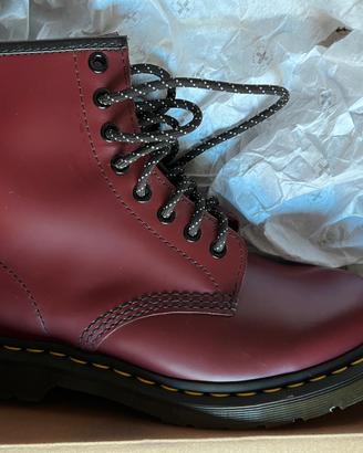 Dr Martens  color cherry red 1460 smooth tg. eu 39